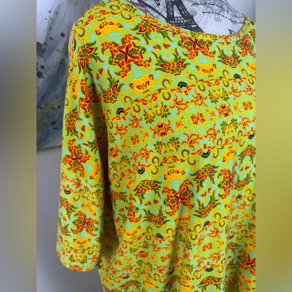 LuLaRoe IRMA Vibrant Yellow/ Multicolor Geometric Tunic High Low Hem Size Medium - Picture 6 of 8